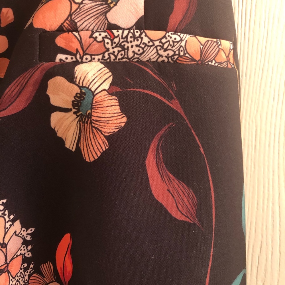 Floral straight leg pants by designer Insight - Picture 7 of 8